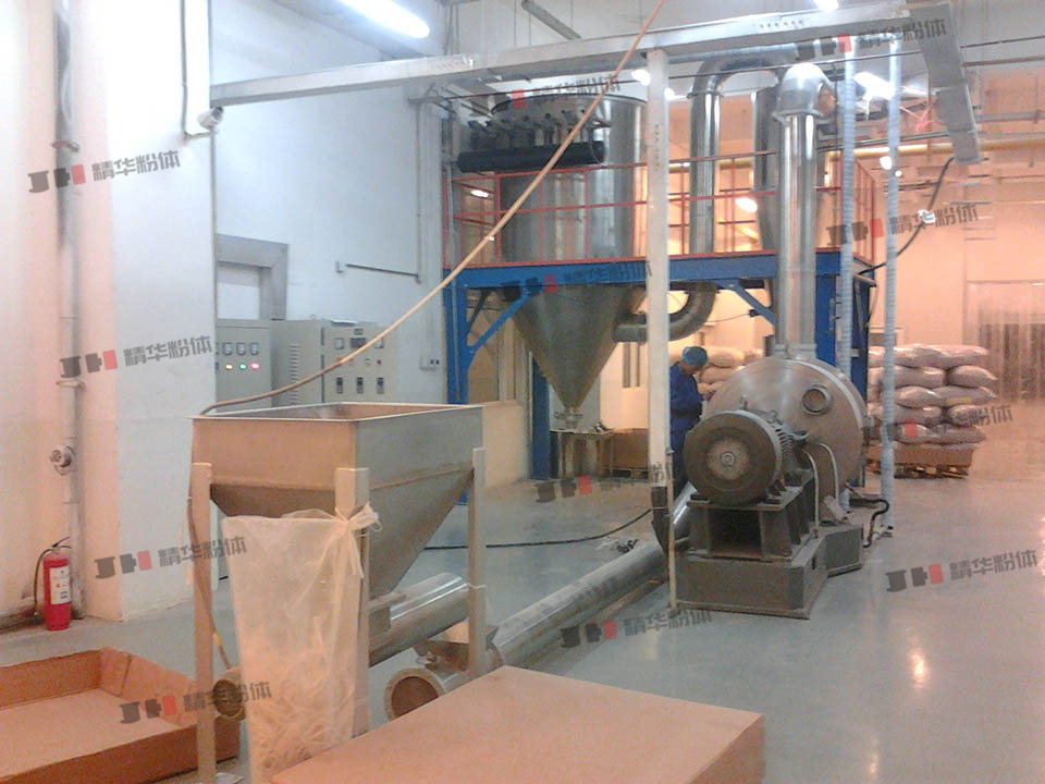 蜂窩狀催化劑超微粉碎機--山東某公司